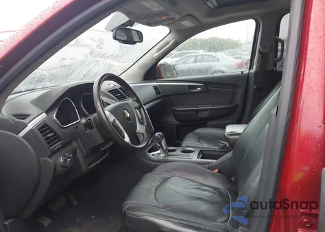 2011 Chevrolet Traverse 2Lt z USA, uszkodzony, nr VIN 1GNKVJED5BJ320186